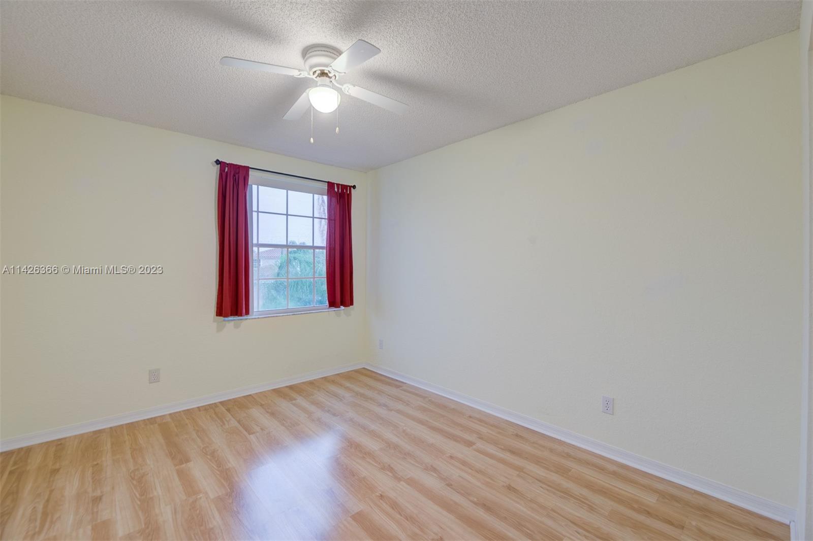 Listing Photo 26
