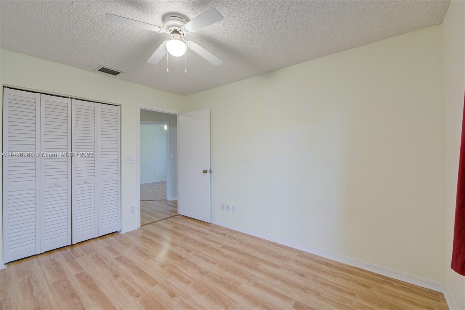 Listing Photo 28