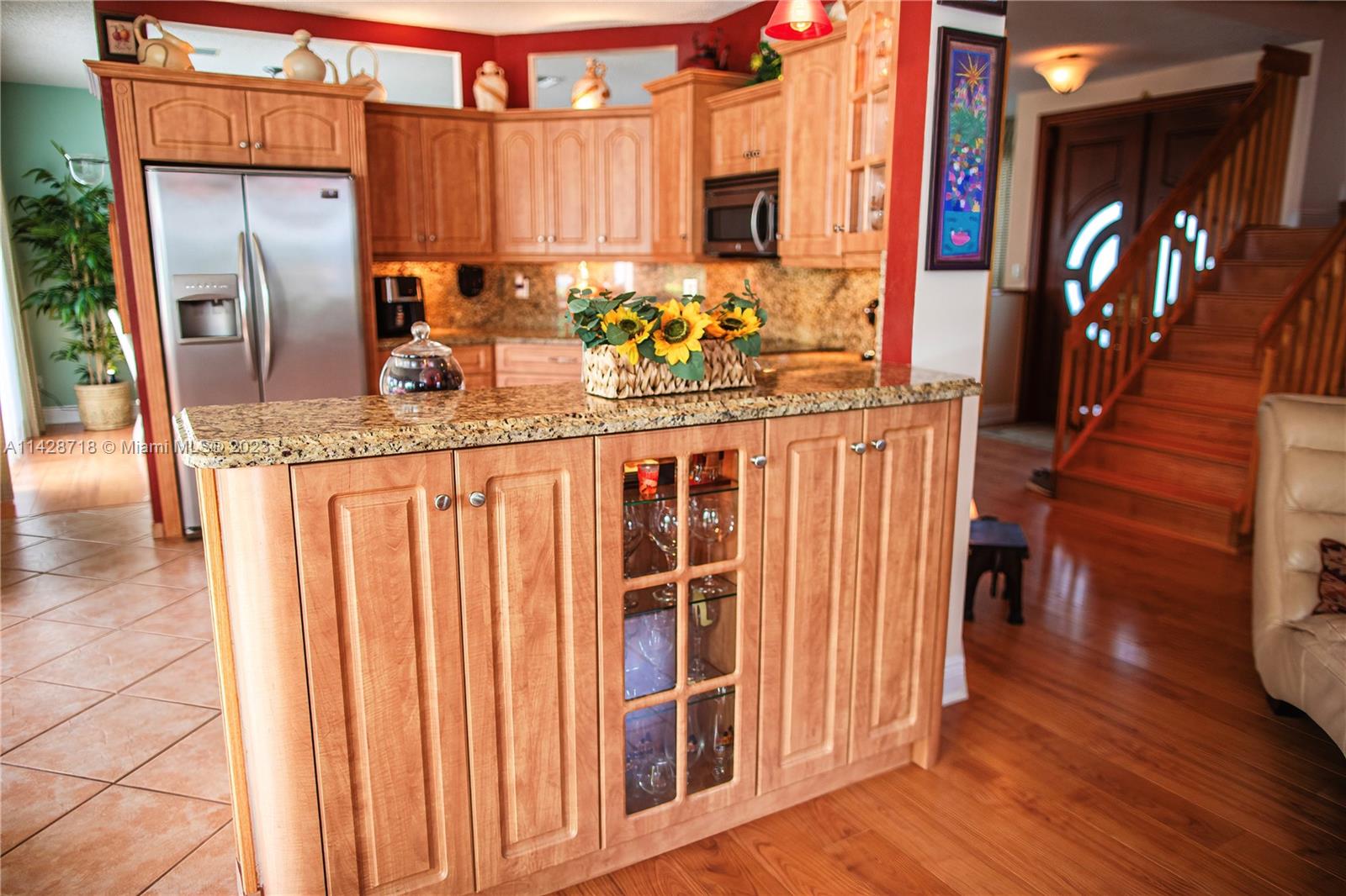 Listing Photo 11