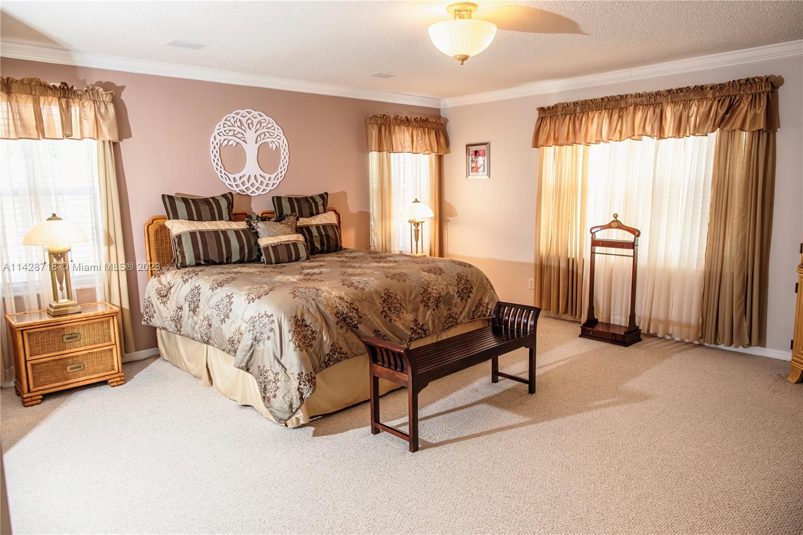 Listing Photo 16