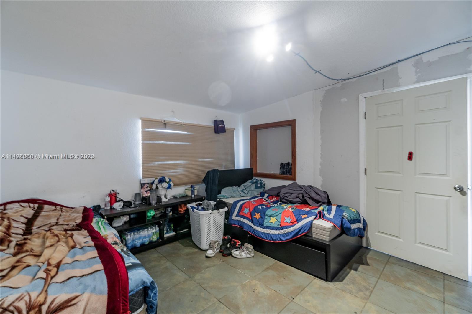 Listing Photo 9