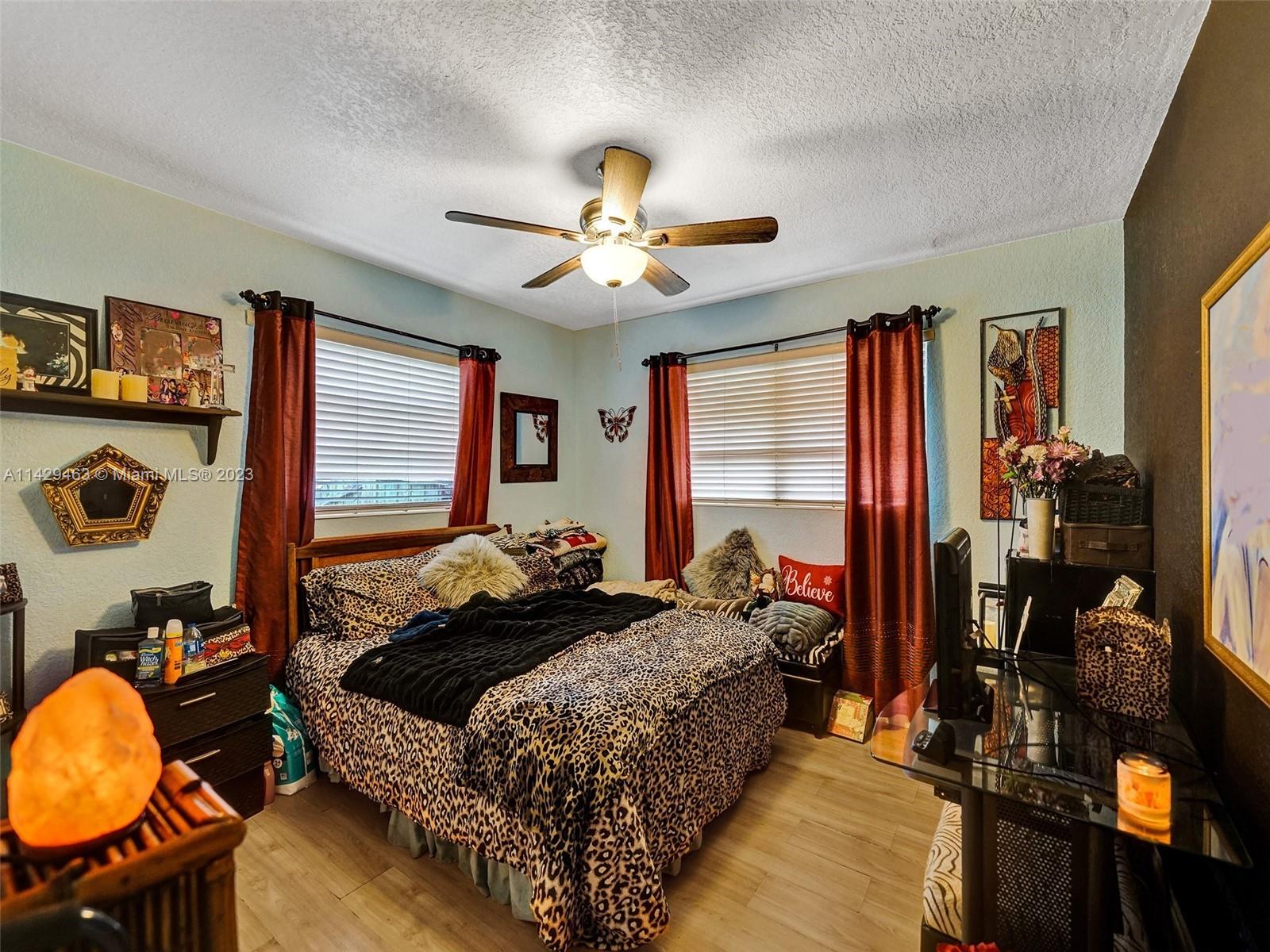 Listing Photo 16