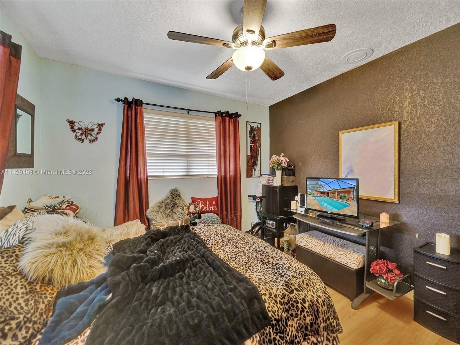 Listing Photo 17