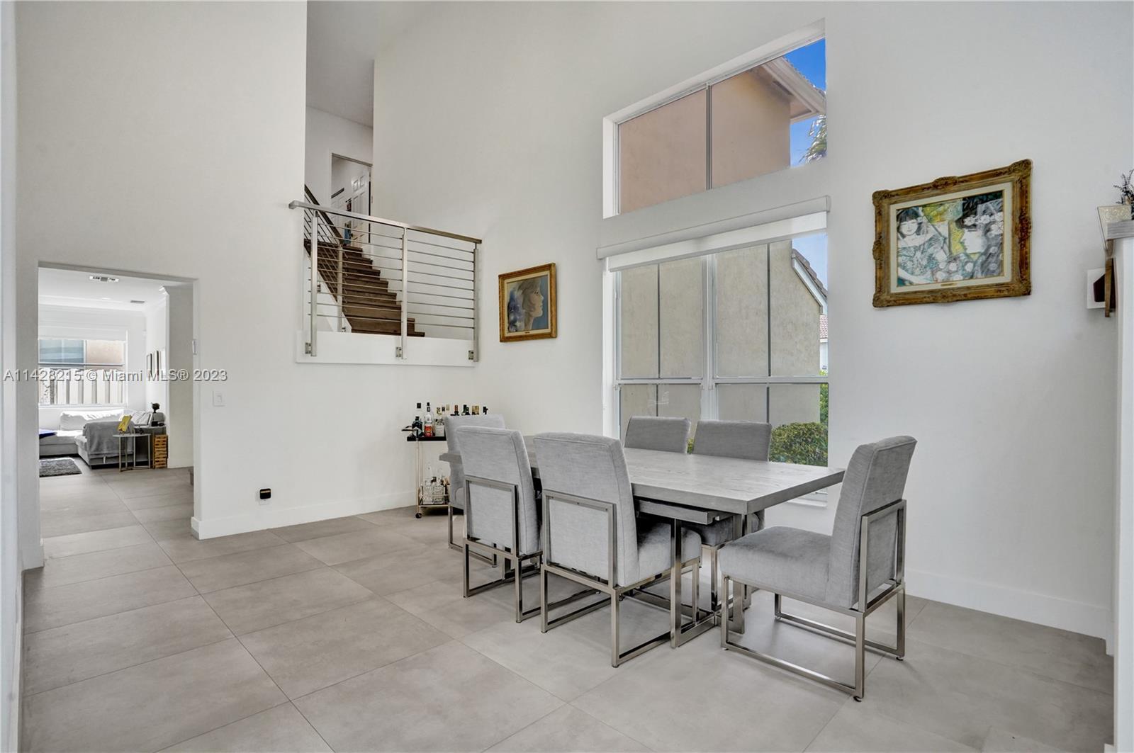 Listing Photo 11