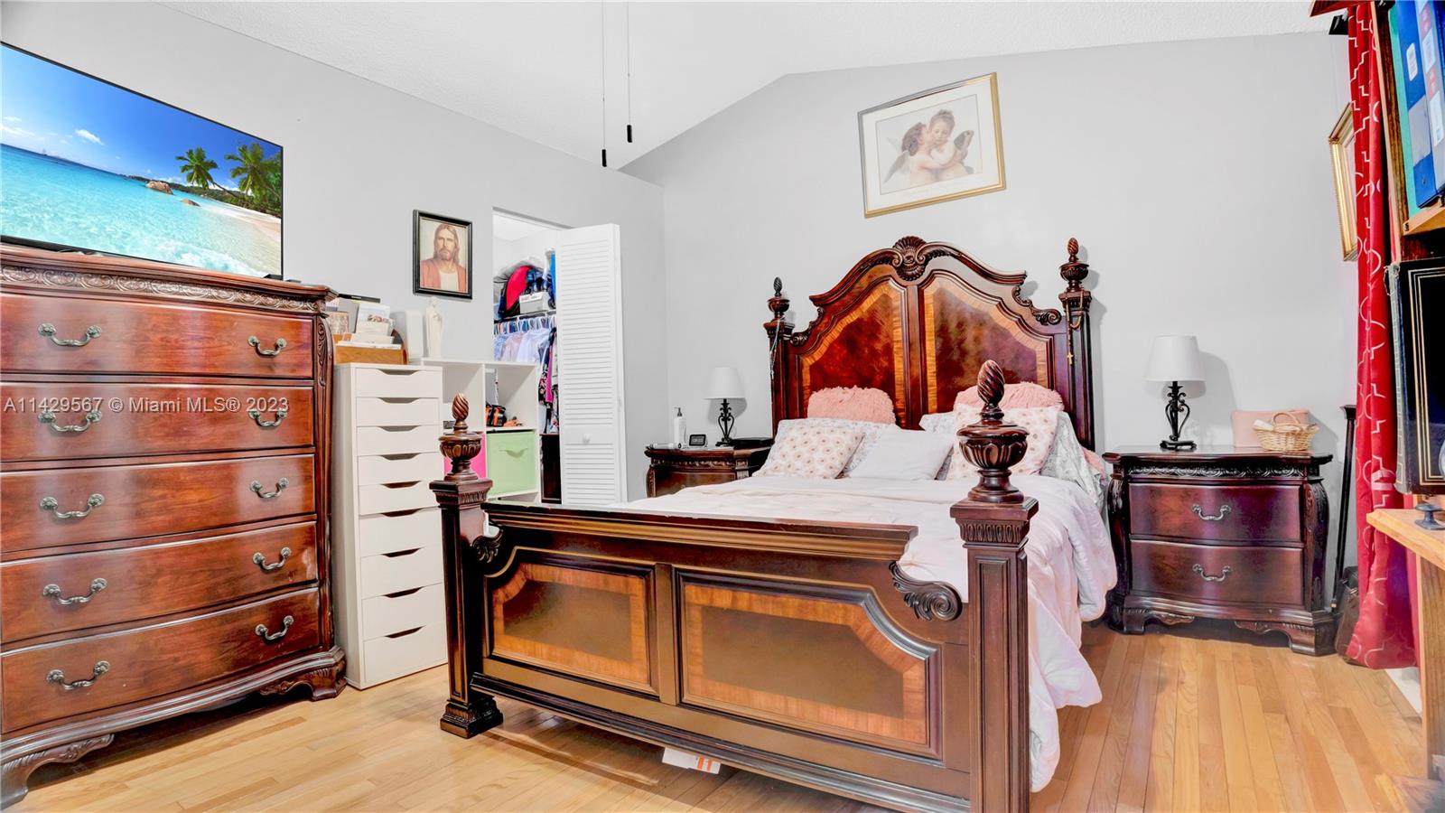 Listing Photo 16
