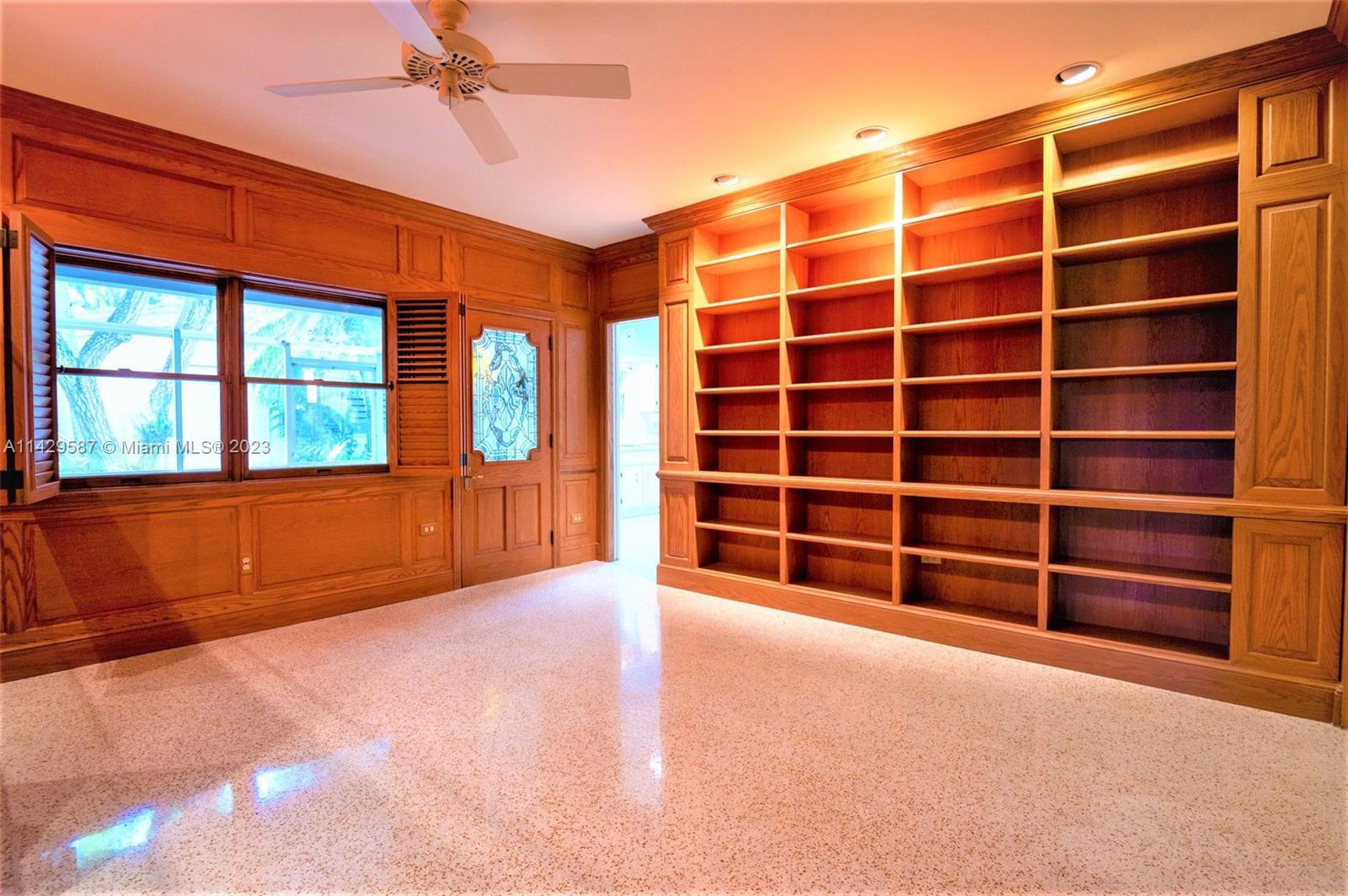 Listing Photo 9