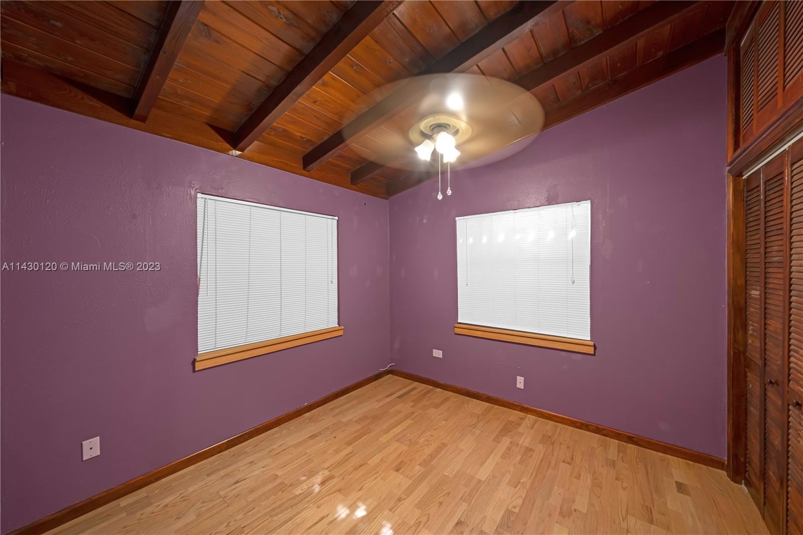 Listing Photo 16