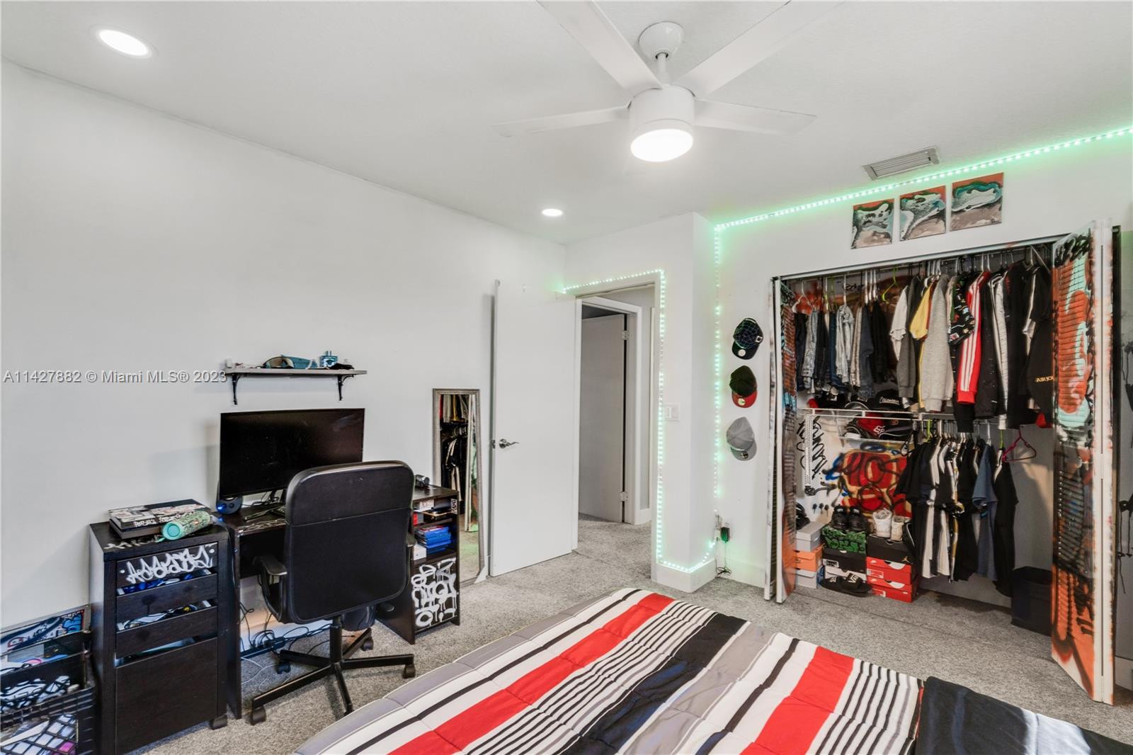 Listing Photo 17