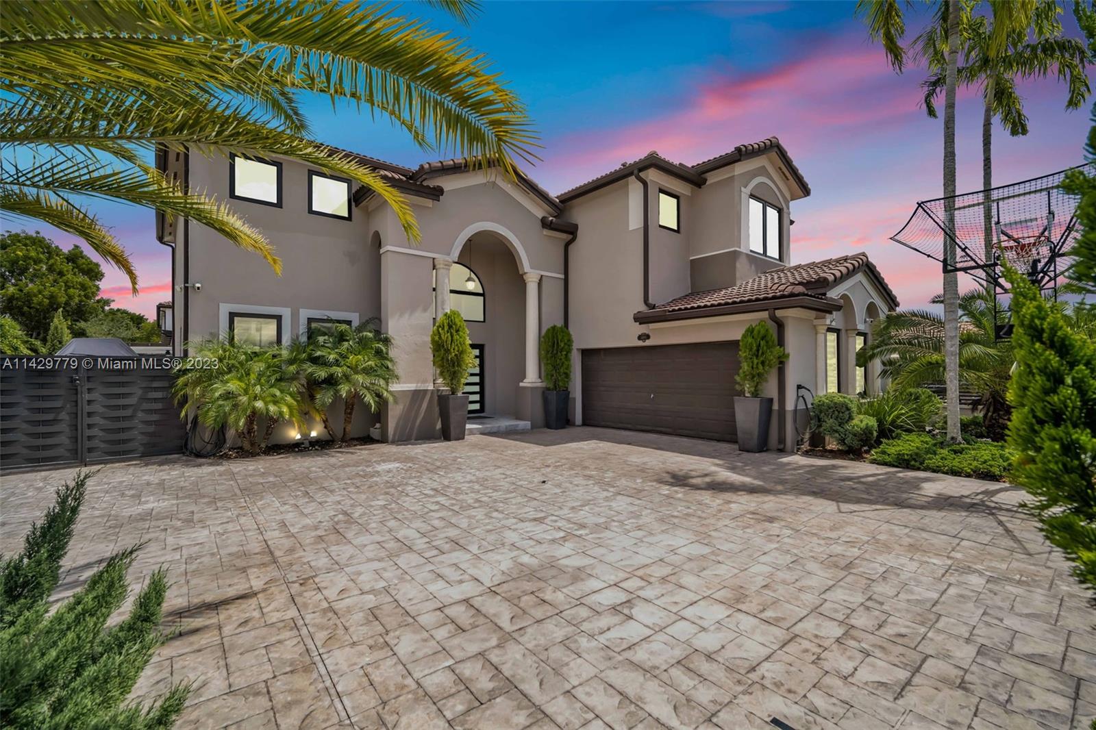 Listing Photo 63