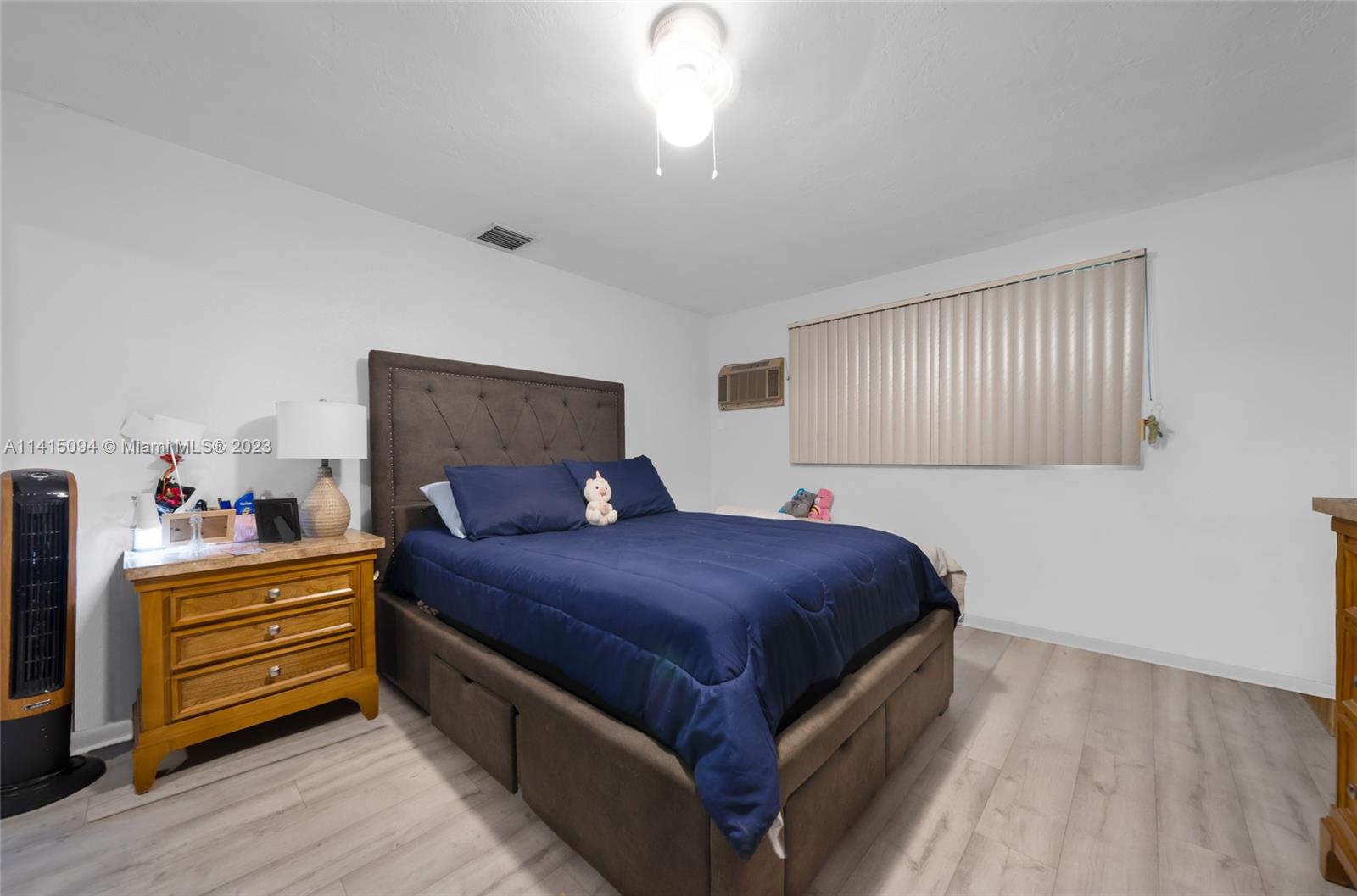 Listing Photo 14