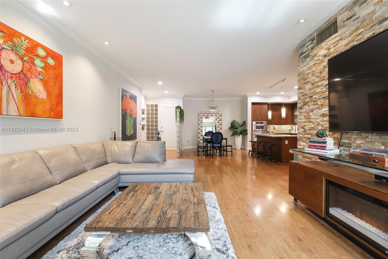 3333 Rice St 302, Miami, FL 33133
