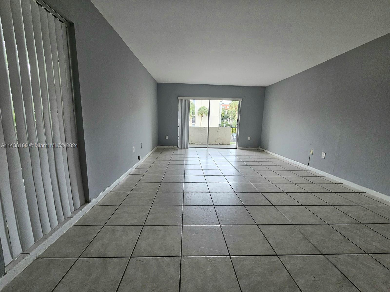 Most convenience and desired location, close to highway, walking distance to Metro rail and Dadeland Mall, restaurants and convenience store just cross the street. This well marinated 2 bedrooms, 1 and half bathroom condo locate in a quiet and gated community, Many amendments, like club house, tennis courts, swimming pools with picnic area, Jacuzzi etc. Management office on site, parking permit required, visitor parking and street parking available, good school district, washers and dryers every floor.