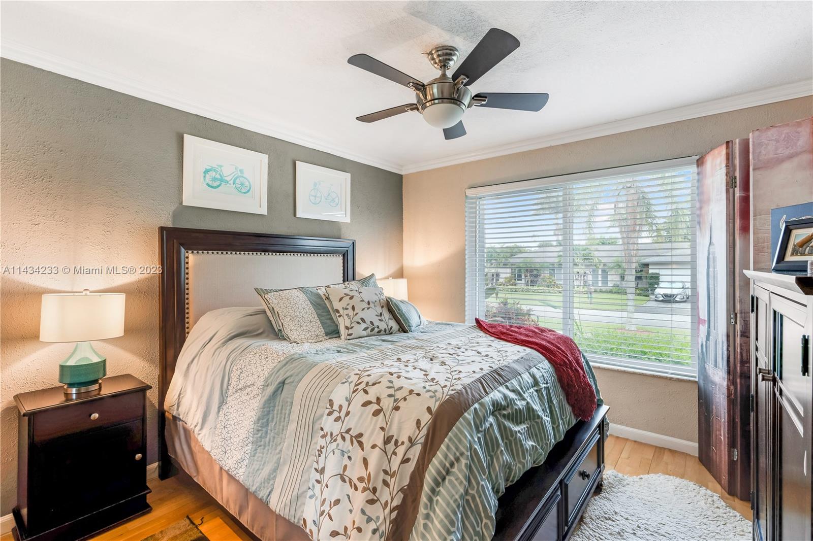 Listing Photo 17