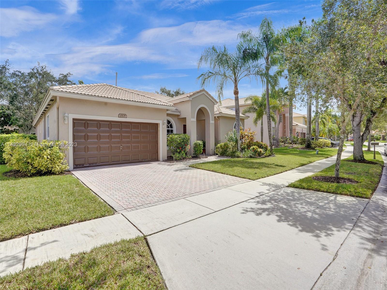 Listing Photo 38