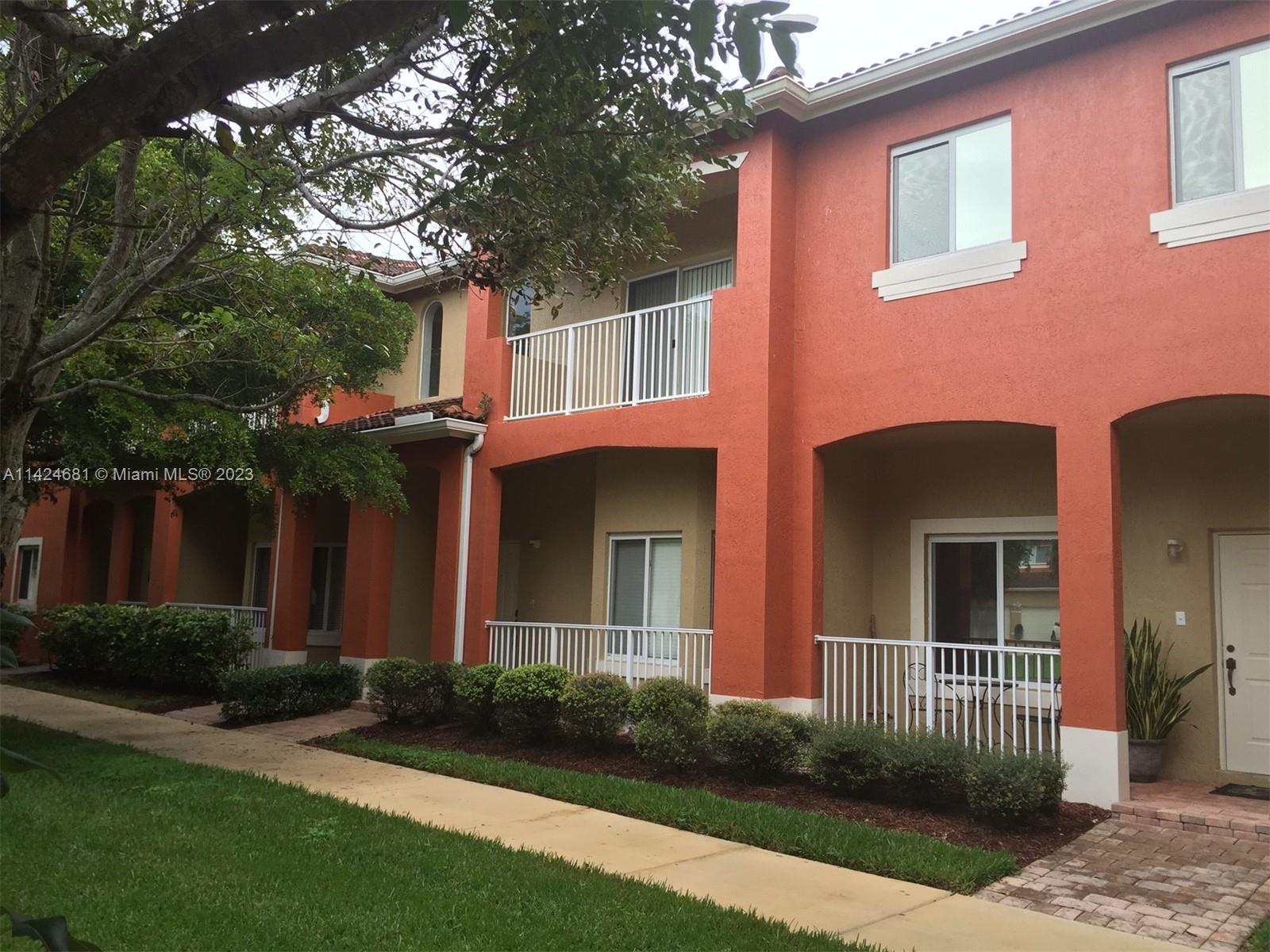 FRESHLY PAINTED AND READY TO MOVE IN. SPACIOUS 2 BR/2.5 BA TOWNHOME W/ GAARAGE IN DESIRABLE KEYS GATE COMMUNITY. OFFERS A  LARGE GREAT ROOM FOR DINING & LIVING, LAUNDRY ROOM, OVERSIZED MASTER SUITE AND BALCONY OFF 2ND BEDRROM. RENT INCLUDES CABLE, INTERNET, & SECURITY.