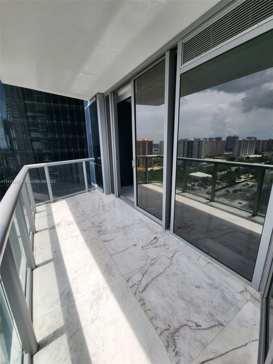 Balcony Bedroom#2