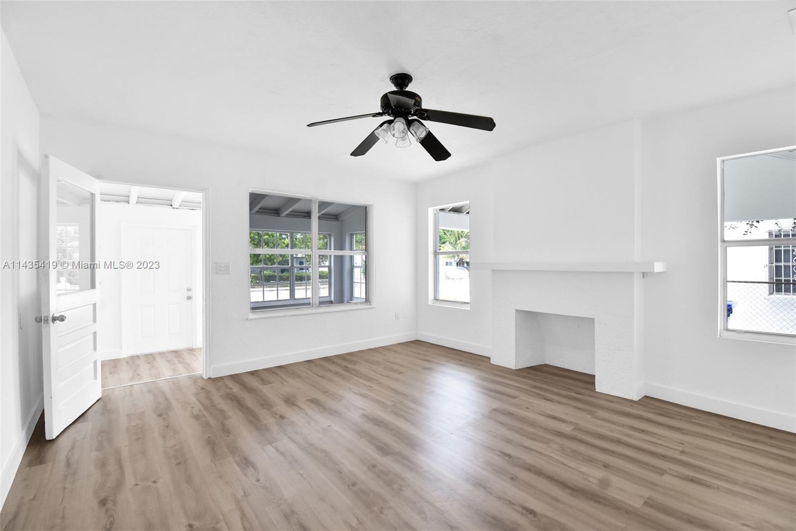 Listing Photo 16