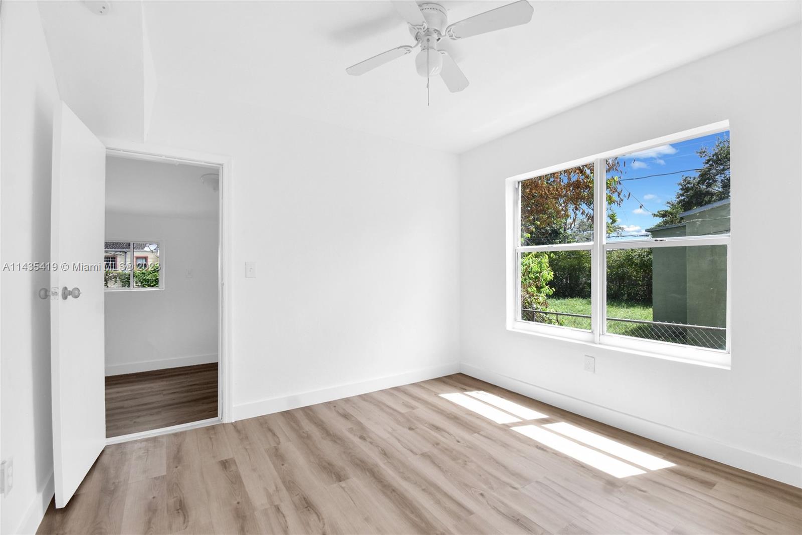 Listing Photo 17