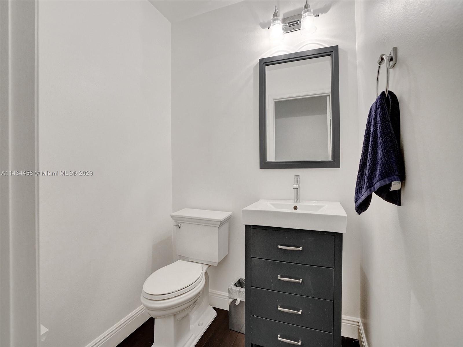 Listing Photo 16