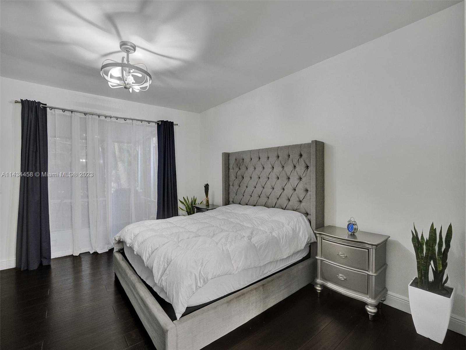 Listing Photo 17