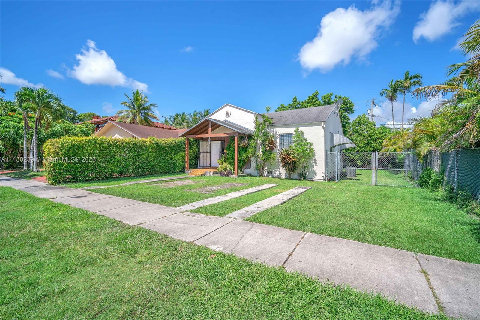 Photo 1 of 630 SW 39th Ct in Miami - MLS A11430239