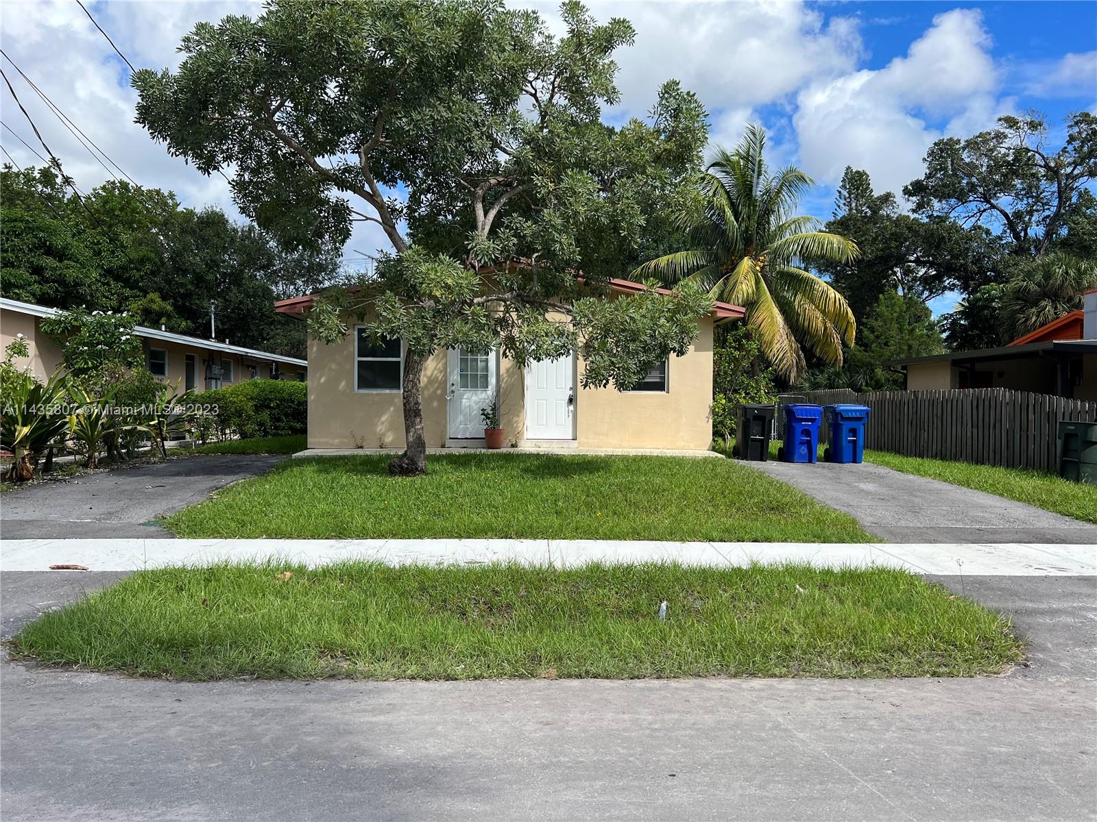 1809 SW 22nd St  For Sale A11435807, FL