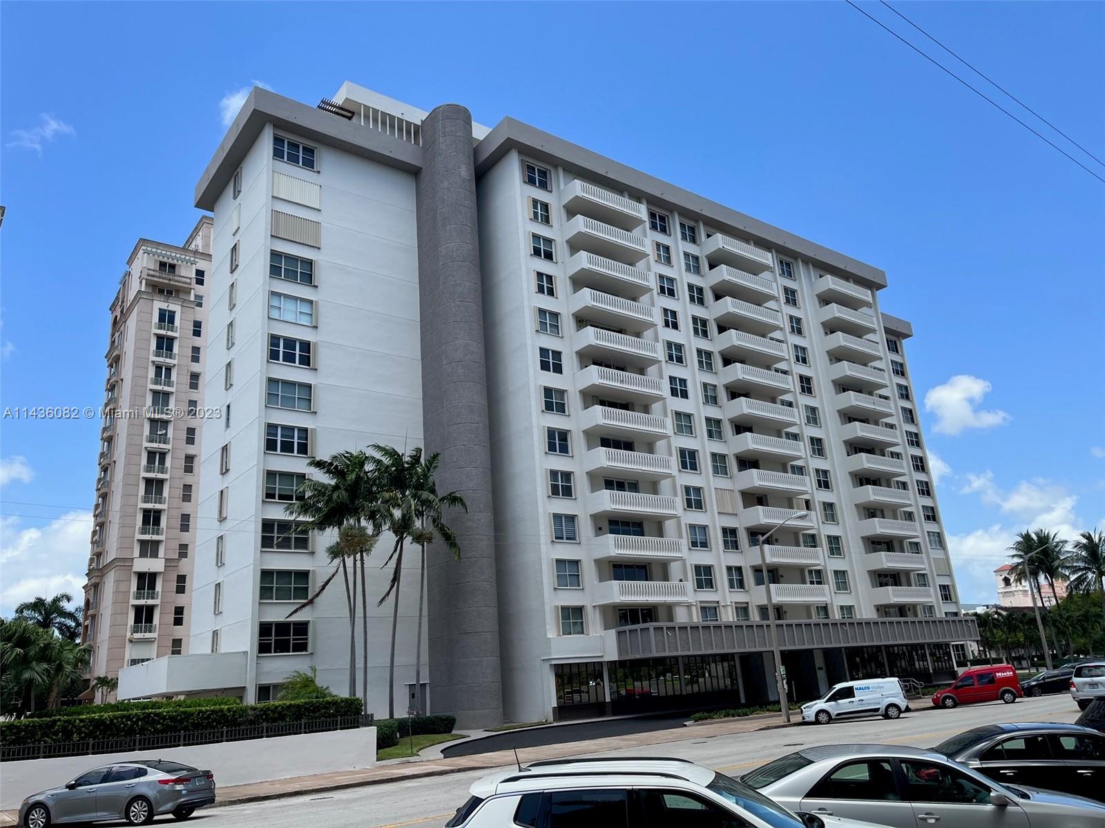 Walk to Miracle Mile or enjoy sunset views over Biltmore Way and the Coral Gables Golf Course from your balcony which opens into an enormous living area, dining room and updated kitchen. Only 7 units on each floor and this 1400' corner unit only shares one wall. Each bedroom is open and bright, with large closets and extra storage in every room. Gables Plaza has 24 hour security and concierge, on site management, sparkling pool, Jacuzzi, and 1 deeded garage parking spot. Plenty of street parking available for guests.
