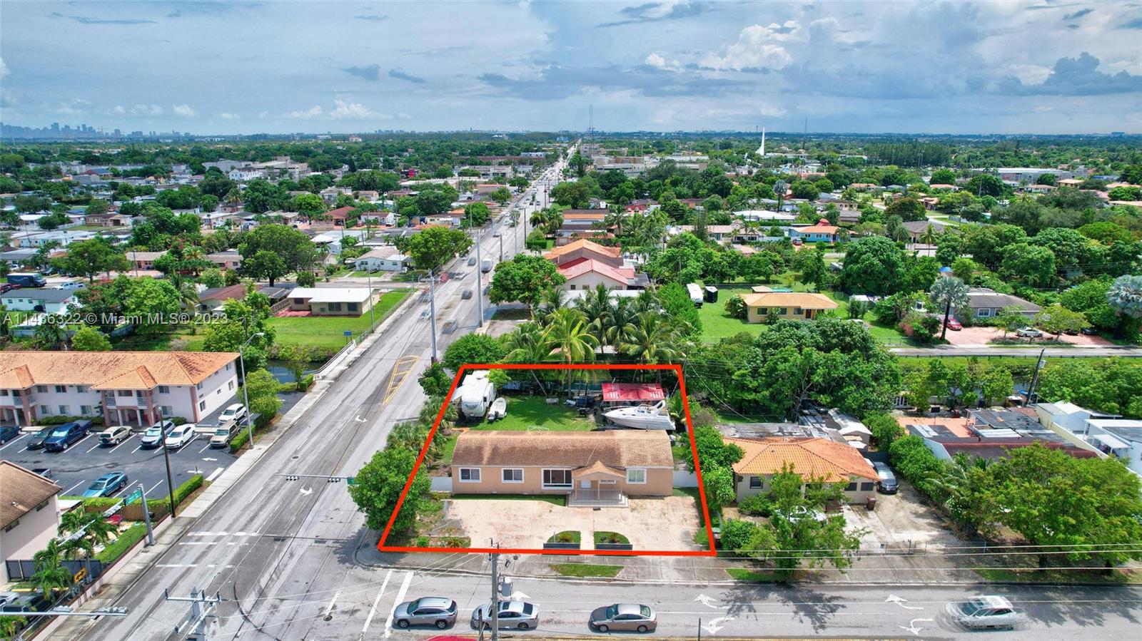 10 W 53rd Ter, Hialeah, FL 33012