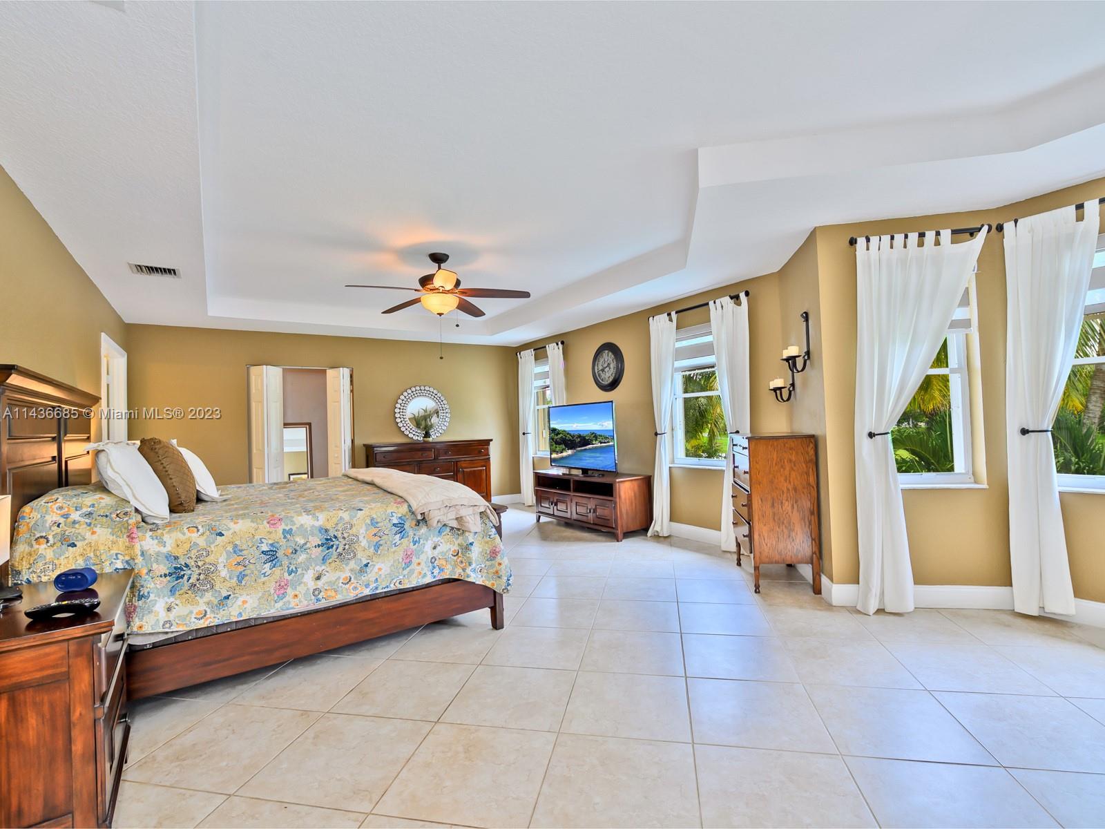 Listing Photo 18
