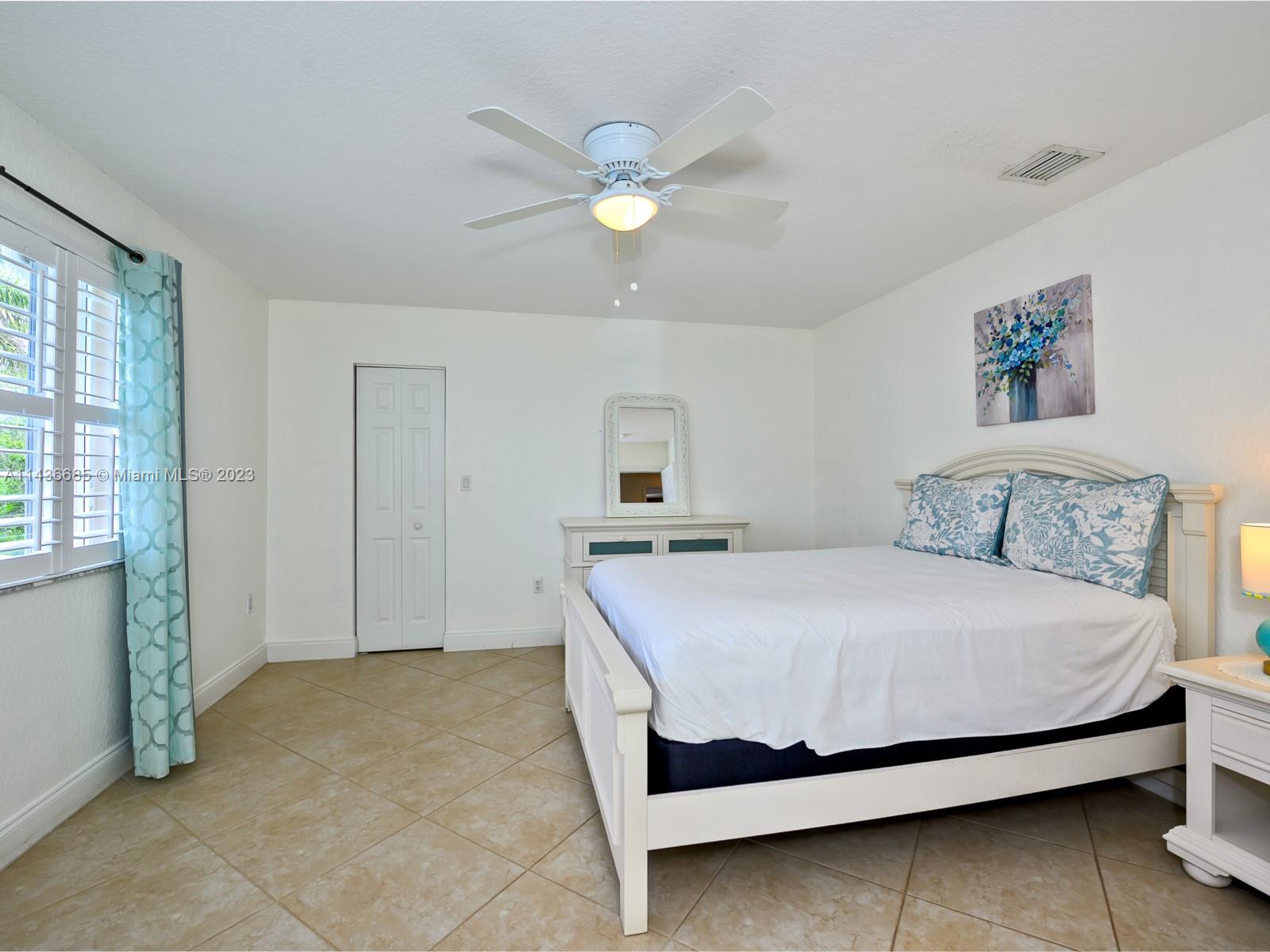 Listing Photo 24