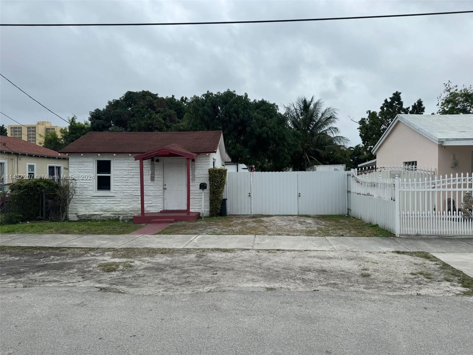 2356 NW 55th Ter  For Sale A11437207, FL