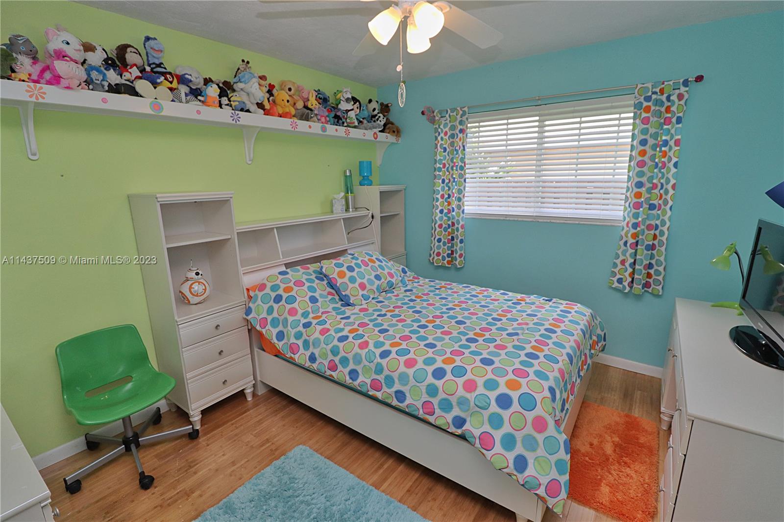 Listing Photo 17