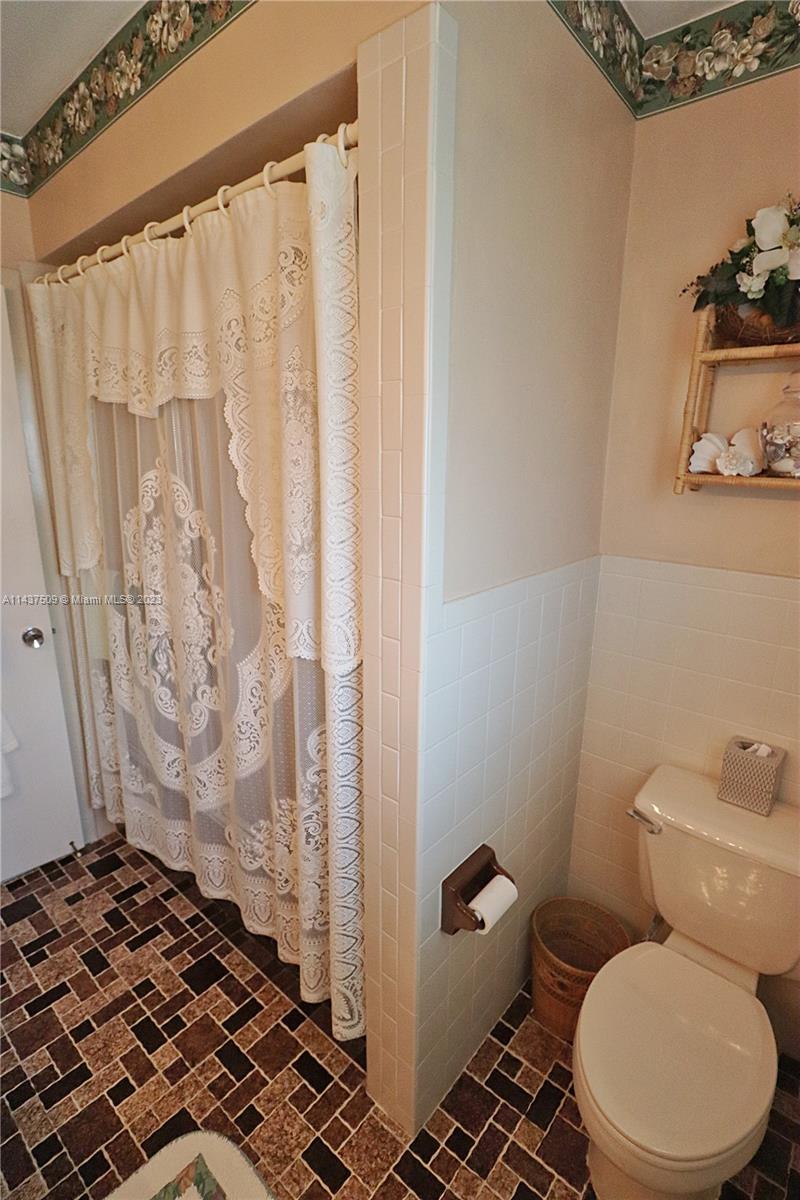 Listing Photo 19