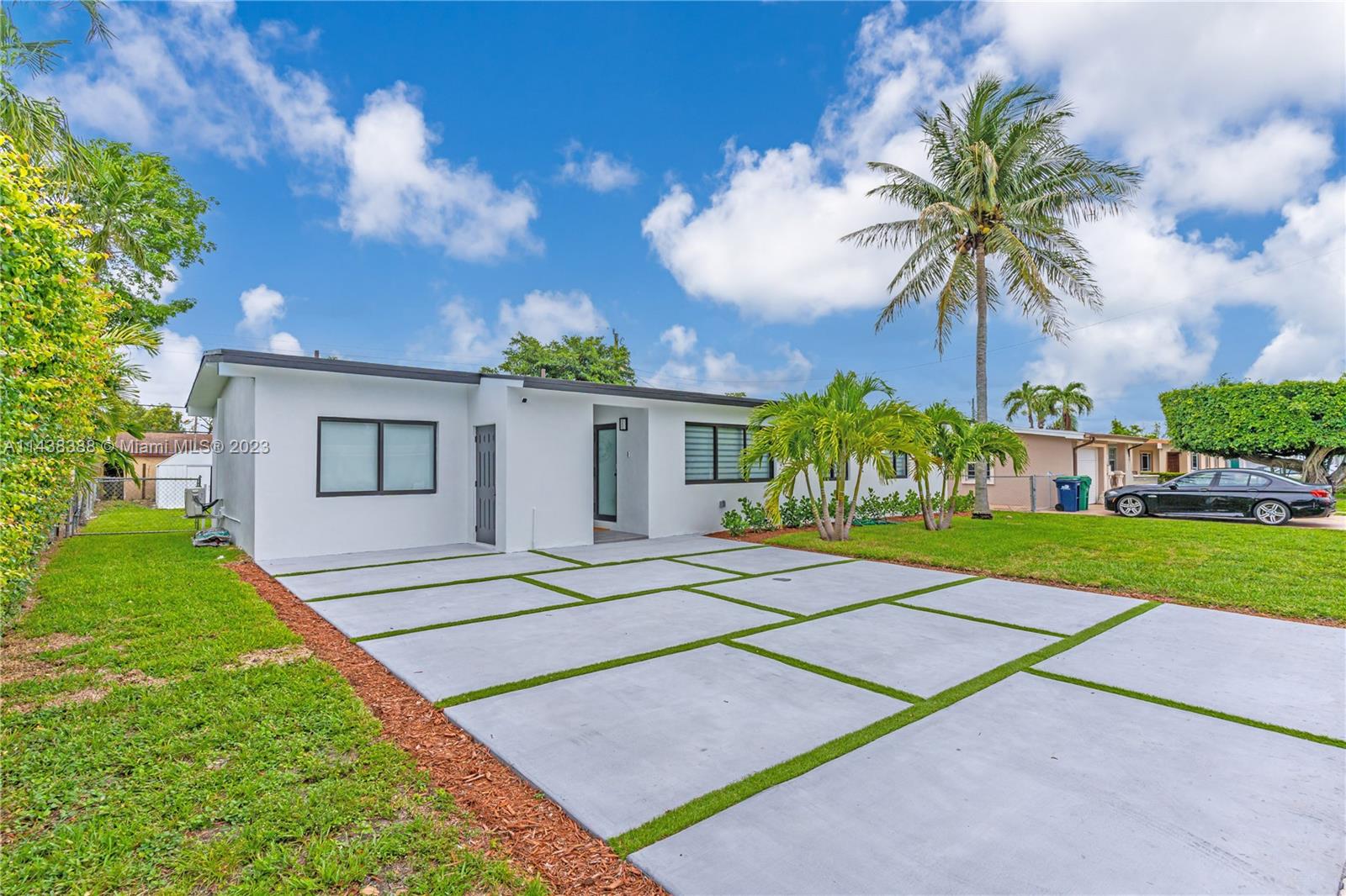 3241 SW 105th Ave, Miami, FL 33165