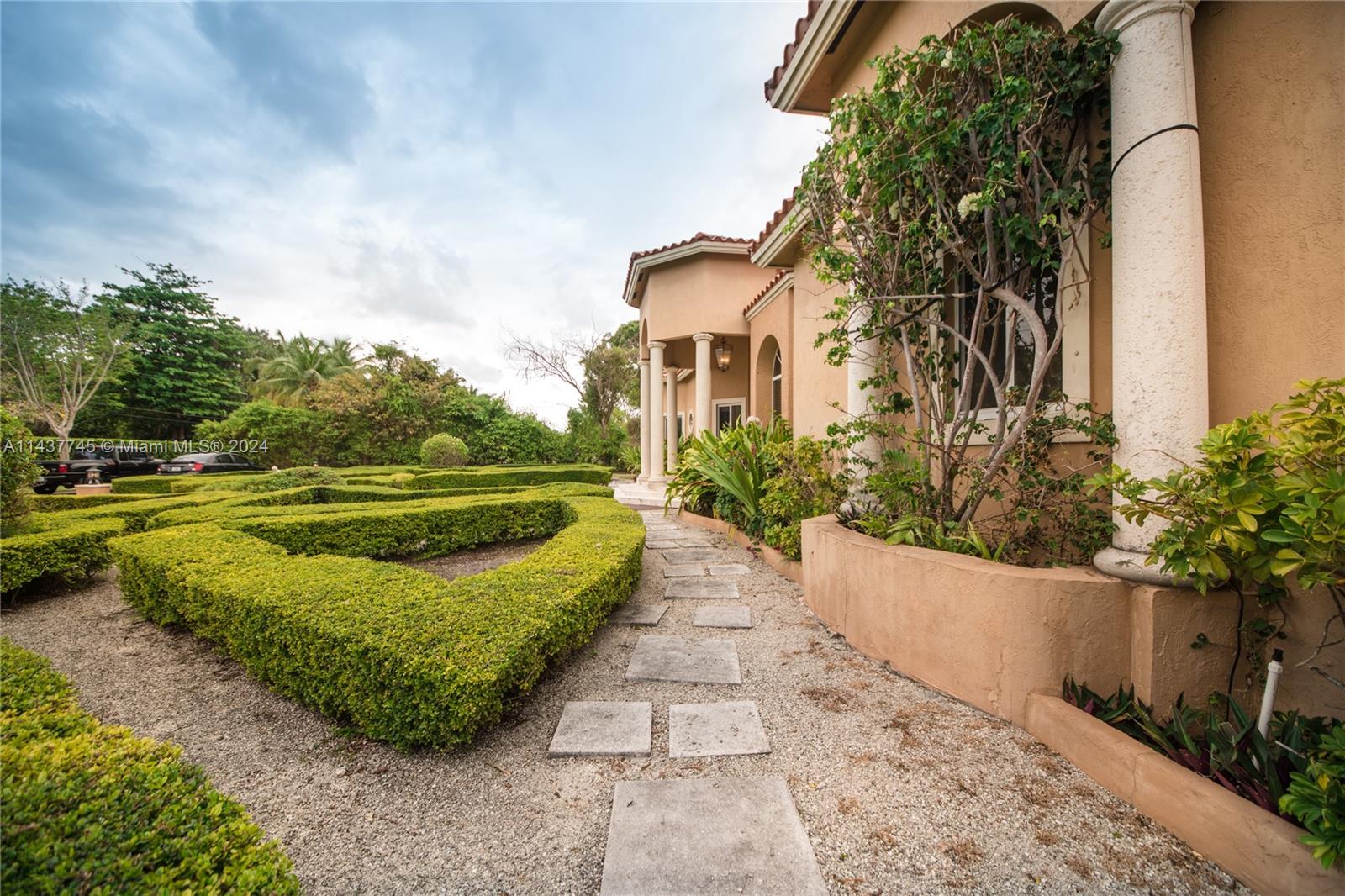 north kendall ranch estate | Real Estate, Brokers, Home Values, Luxury ...