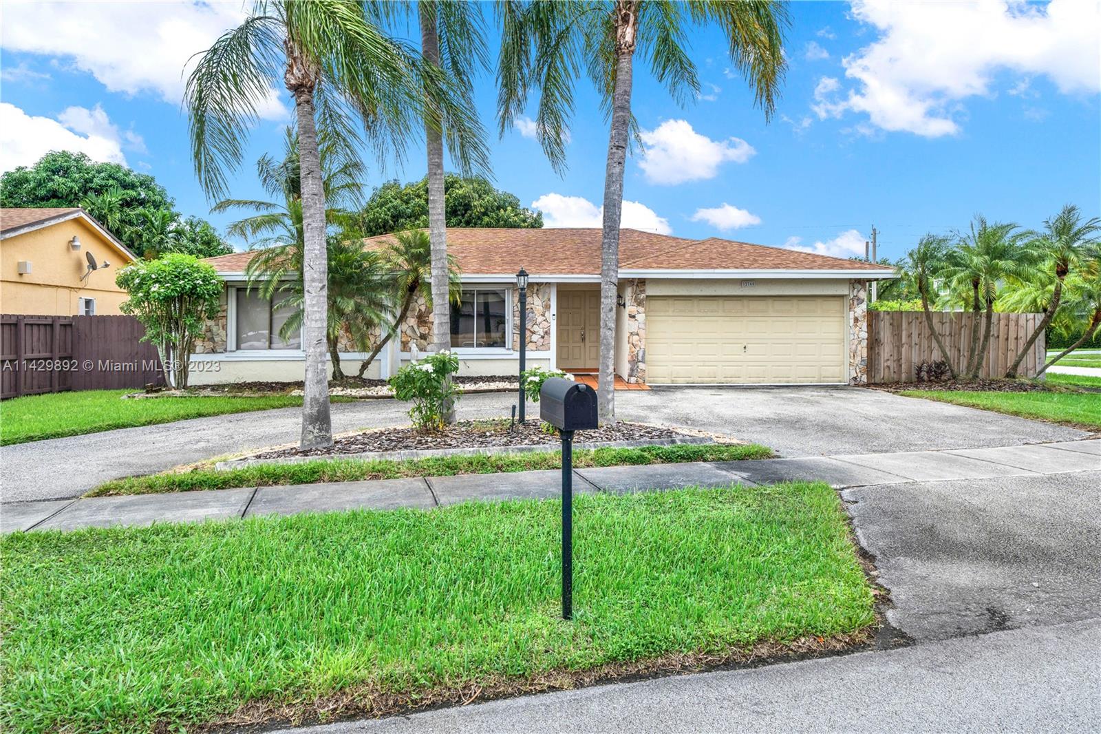 12744 SW 119th Ter, Miami, FL 33186