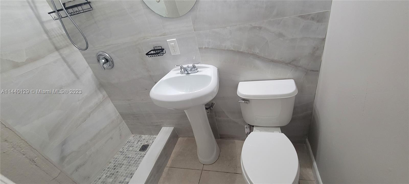 Listing Photo 18