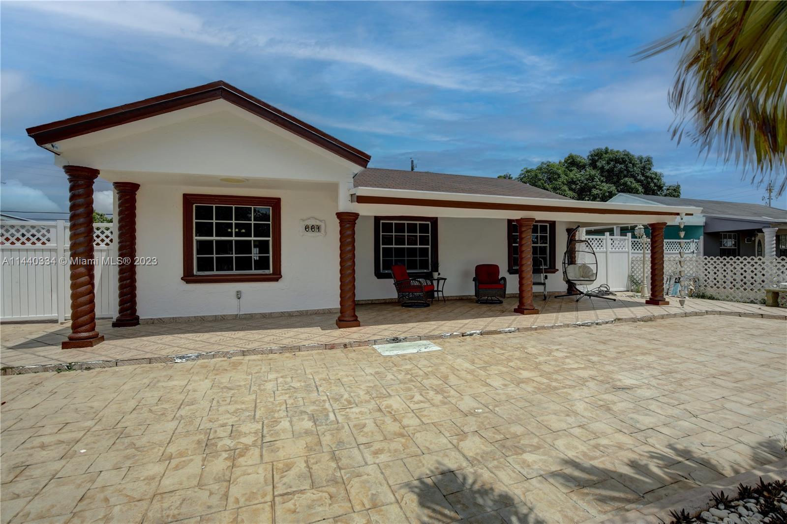 661 NE 3rd Pl, Hialeah, FL 33010