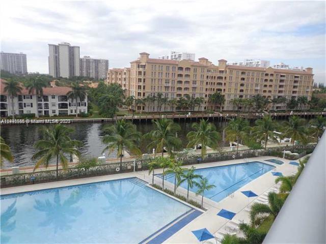 AMAZING STUDIO WITH BEAUTIFUL VIEW, STAINLESS STEEL APPLIANCES, WOOD KITCHEN CABINETS, ROMAN TUB, PLENTY AMENITIES, SWIMMING POOL, CLUBHOUSE, VALET PARKING SERVICE, TENNIS COURT, BALCONY OVERLOOKING AT CANAL. CLOSE TO AVENTURA MALL, SHOPS, RESTAURANTS AND MORE.