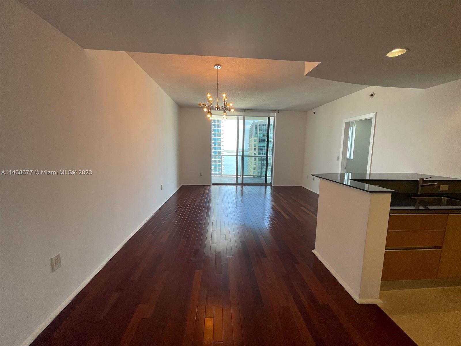 AMAZING, LARGE (963 SF) 1 BED / 1.5 BATHS UNIT @ 1060 BRICKELL!! BEAUTIFUL PANORAMIC VIEWS FROM BIG BALCONY FACING EAST. BEST LOCATION IN THE HEART OF BRICKELL AVE, WALK EVERYWHERE!! ENJOY MANY GREAT AMENITIES SUCH AS THE POOL, FITNESS CENTER, AND MORE!!! 1 ASSIGNED PARKING SPACE INCLUDED!!!