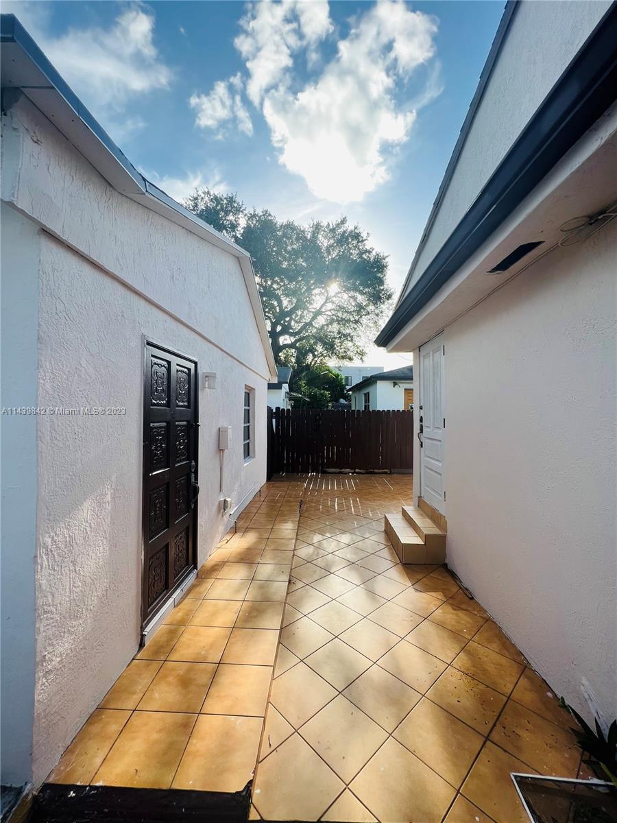 Listing Photo 16