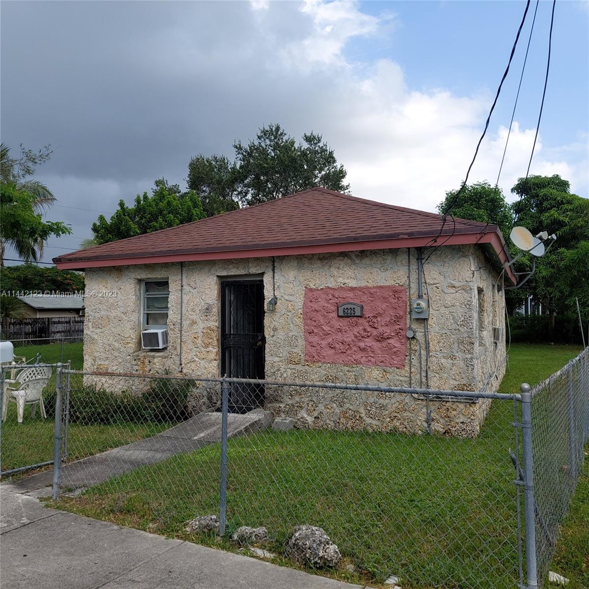 When opportunity knocks in The City of South Miami. One mile away from The University of Miami & Coral Gables. Ideal for first time home buyer with some renovation experience or Investor. Close proximity to The UM for student housing. This home has limitless potential. Surrounding properties are selling for $500K+. Great value. Call today for showing.