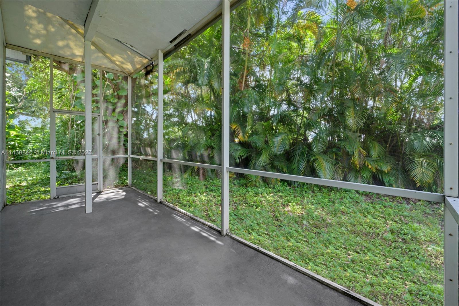 Listing Photo 22