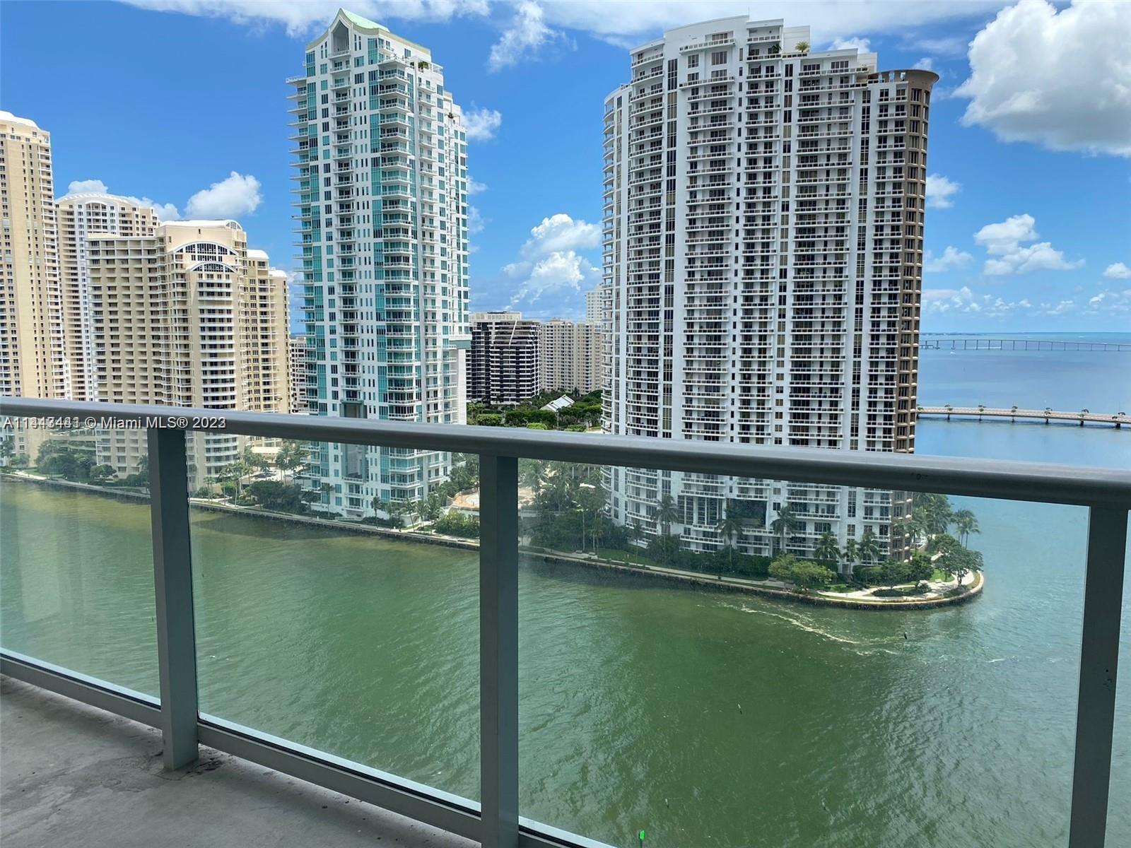 2 bed2 bath with amazing bay view. Floor-to-ceiling sliding glass door, hurricane-impact windows/doors, European-style kitchen with stainless-steel appliances, granite countertops and breakfast bars, spacious bedrooms with walk-in closets and private terraces with gorgeous water and city views.