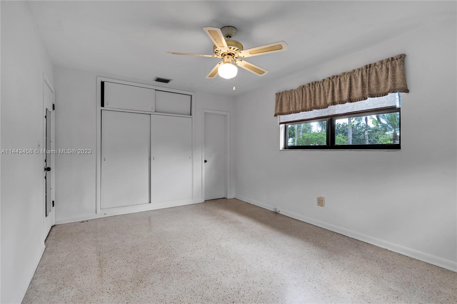 Listing Photo 7