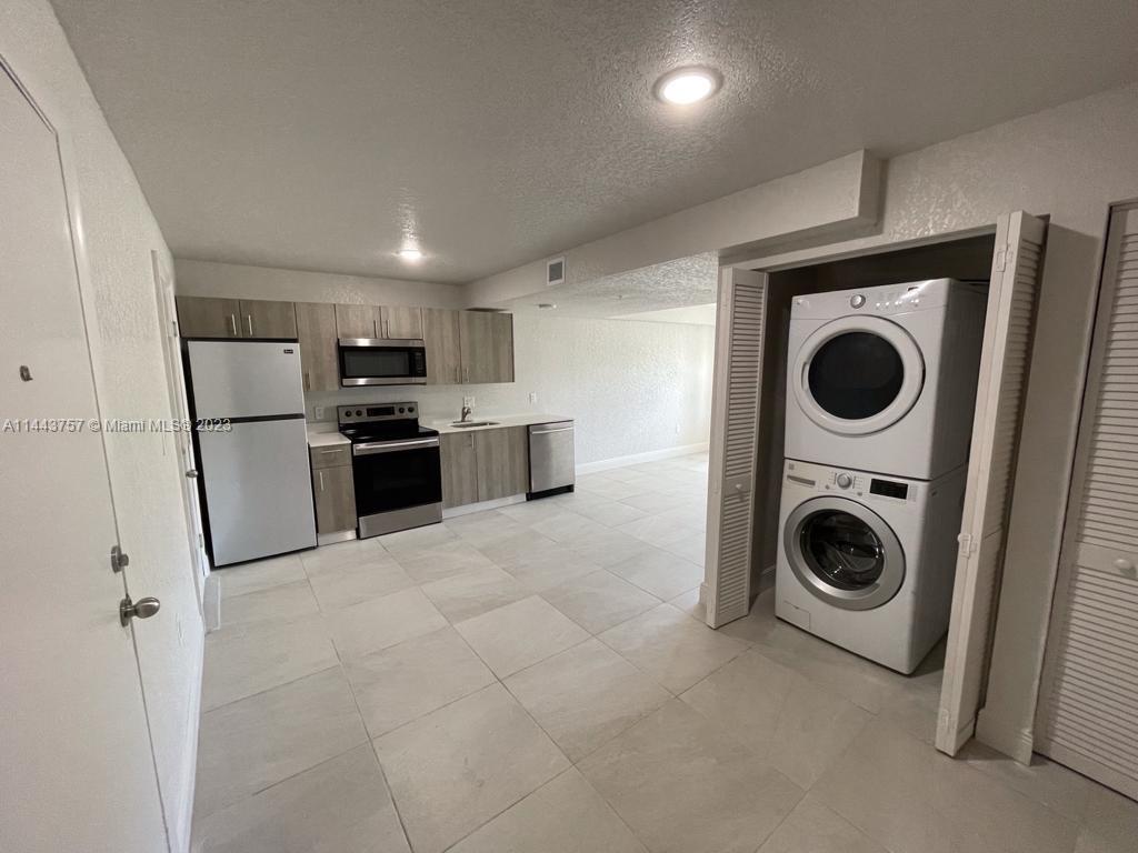 Photo 2 of Waterfront Apt 102 in North Miami - MLS A11443757