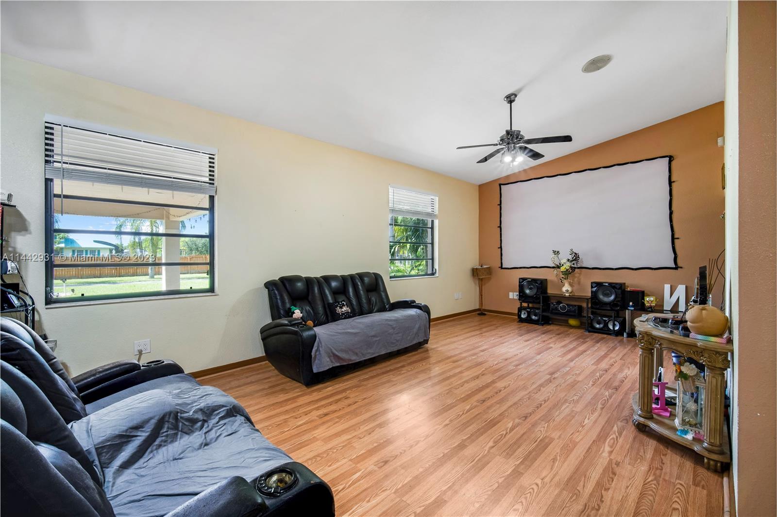 Listing Photo 13