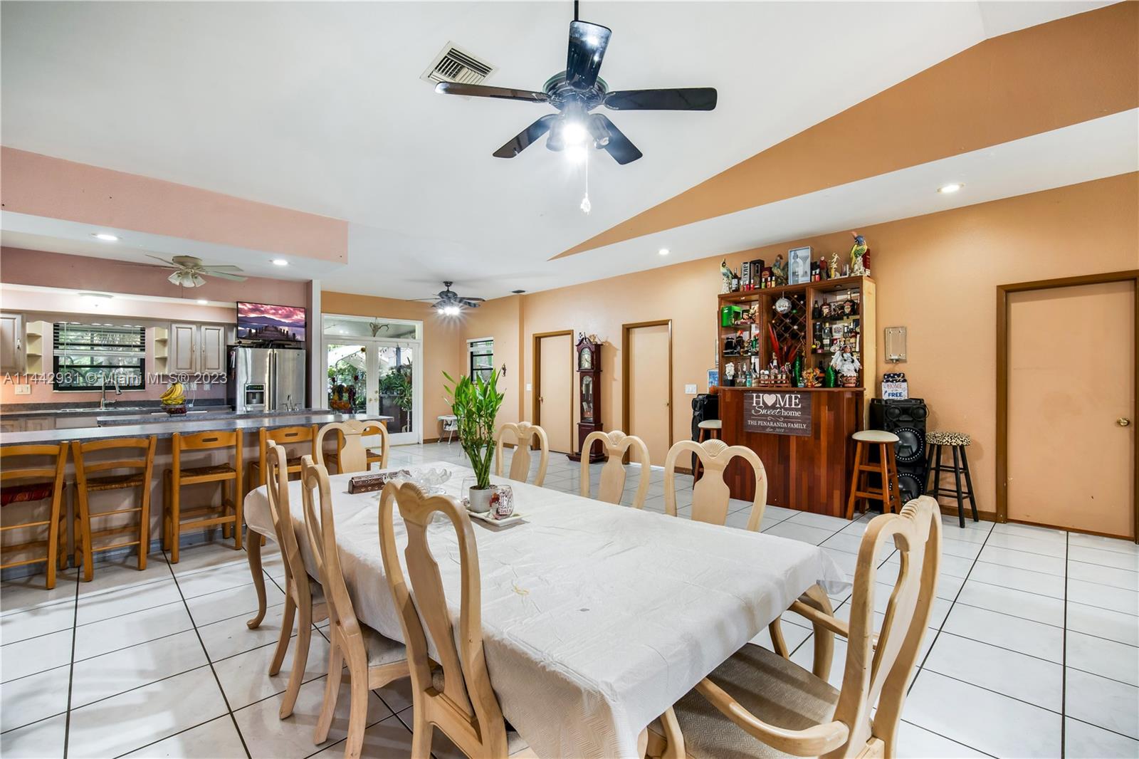 Listing Photo 16