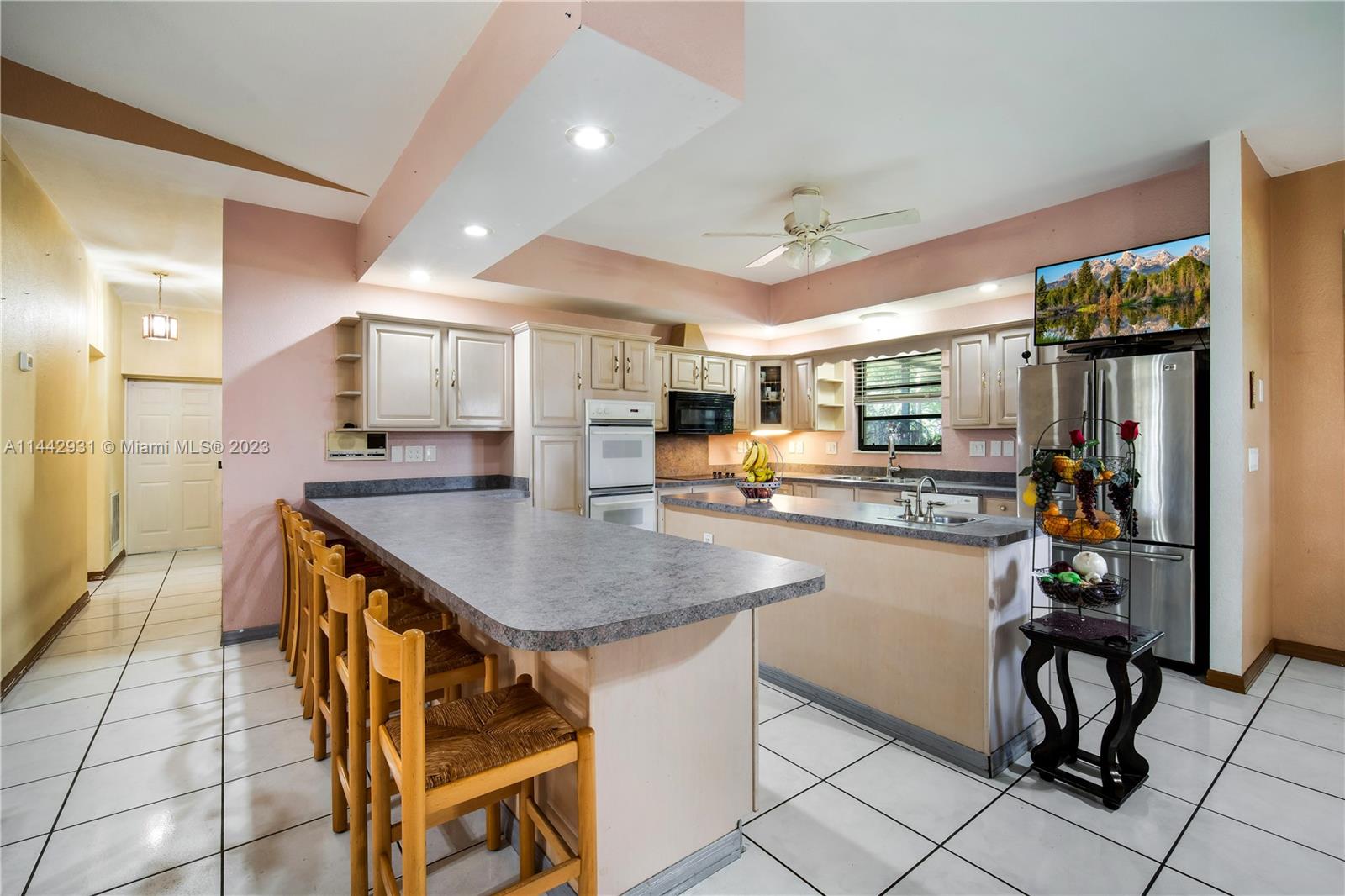 Listing Photo 18
