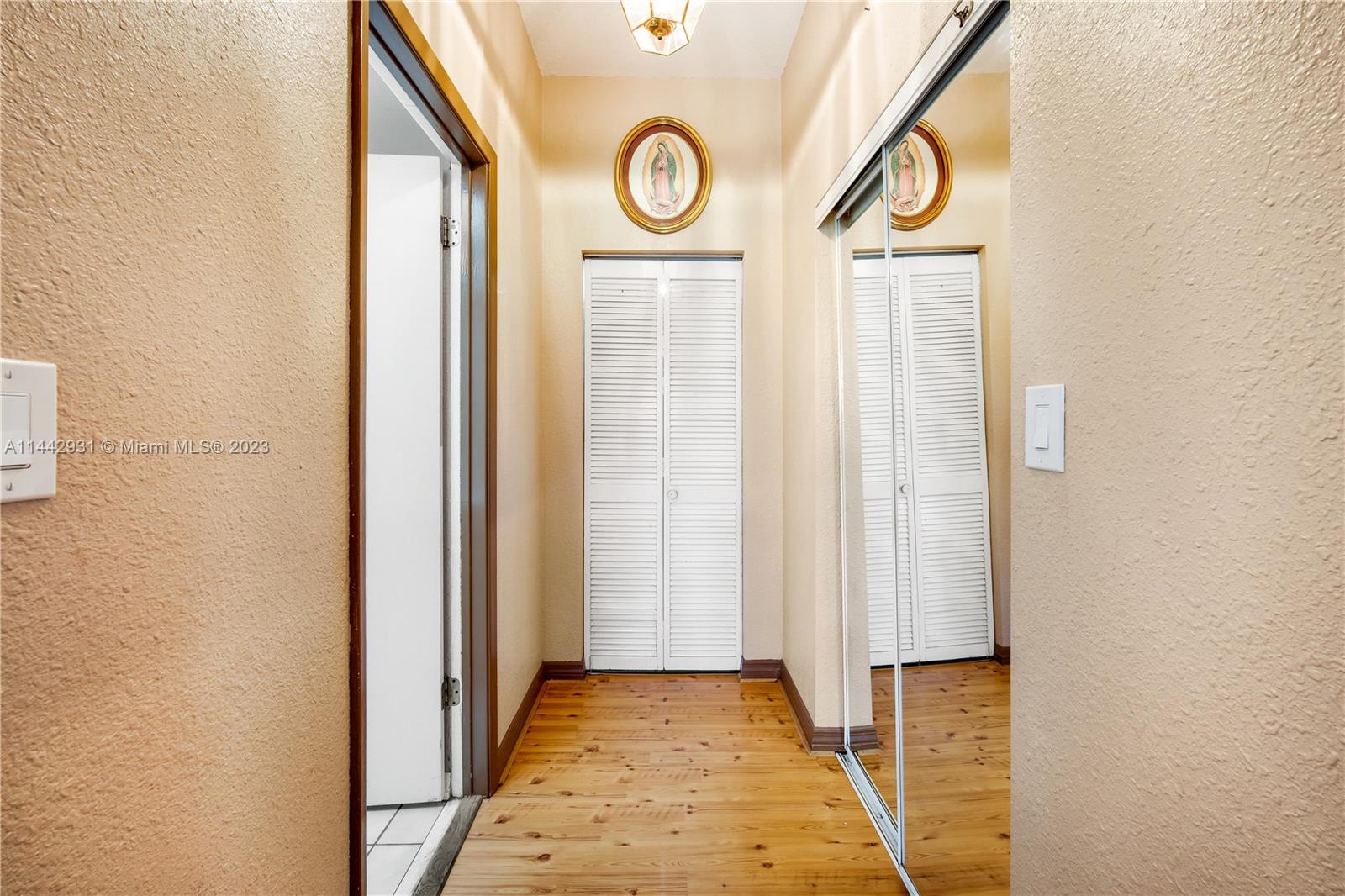 Listing Photo 25